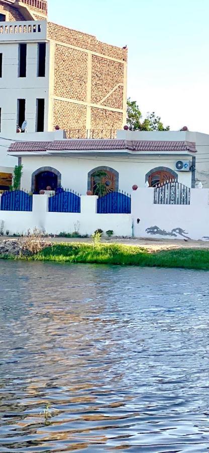 Villa Victoria Old Nile View Луксор Екстериор снимка